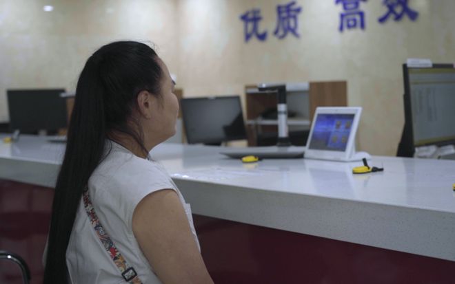 认虐犬打犬爬完泰山后狗狗体检健康希望它能尽早回到身边不朽情缘平台网站“带导盲犬夜爬泰山”当事人再发声：否(图2)
